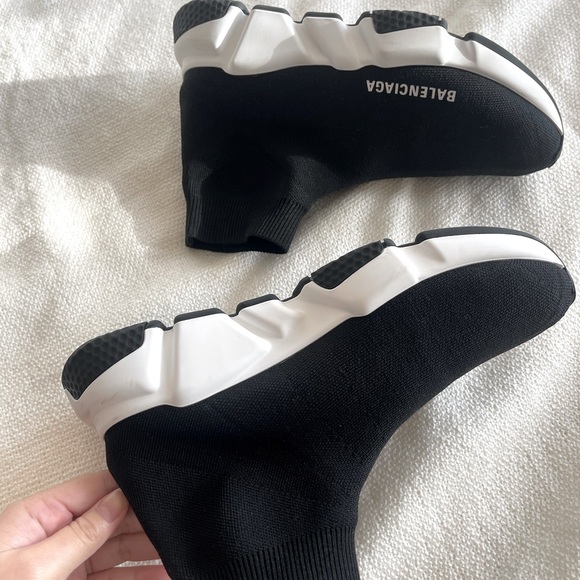 Balenciaga Speed Sneaker - Picture 2 of 4